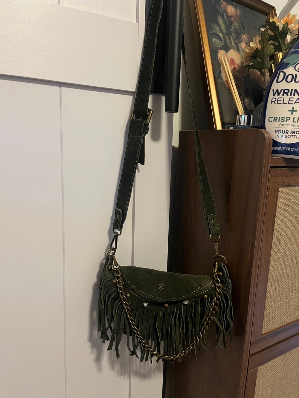 Vera Pelle Olive Green Suede Fringe Crossbody with Chain - Picture 2 of 8